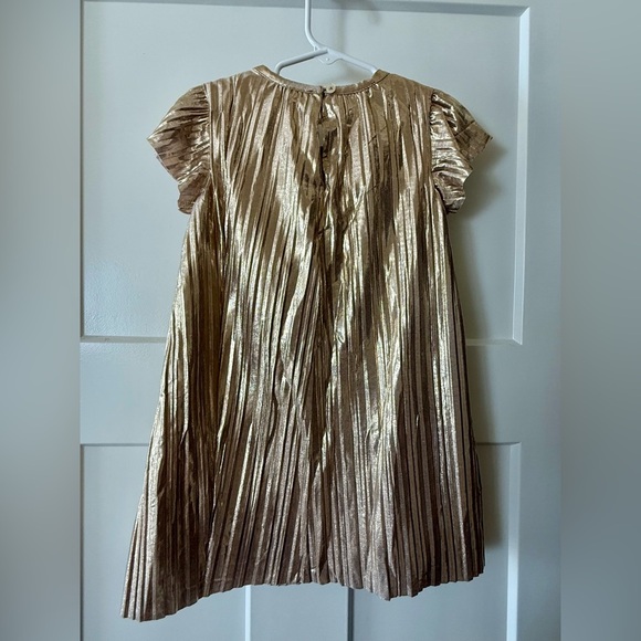 ✨ OshKosh B’gosh Girls 3T Metallic Gold Pleated Party Dress ✨ - Picture 4 of 4